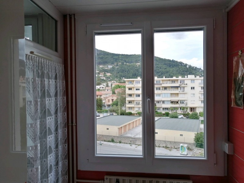 pose de fenêtre deux vantaux sur Toulon