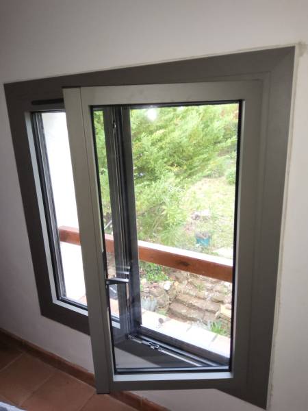 Fenêtre 2VTX à la Valette du Var