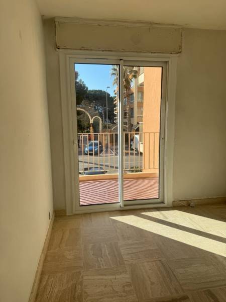 baie coulissante aluminium sur mesure syr Hyères