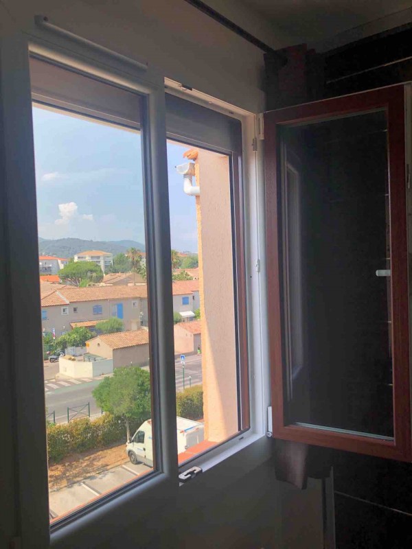 fenêtre double vitrage pvc sur Toulon
